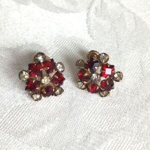 M&S Garnet Colored rhinestone gold filled Screwback earrings